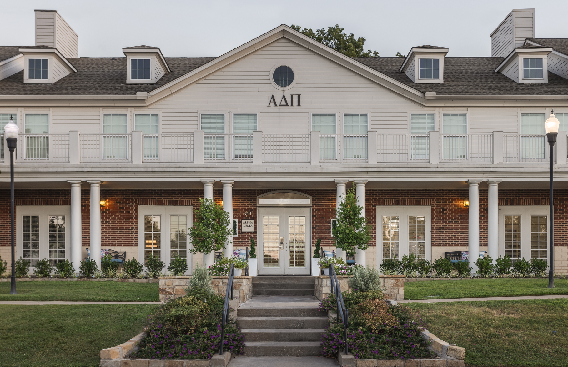 Alpha Delta Pi Sorority - university of north texas - studio | ten | 25